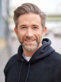Sascha – Moderatoren & Presenter Sedcard bei JustInCast