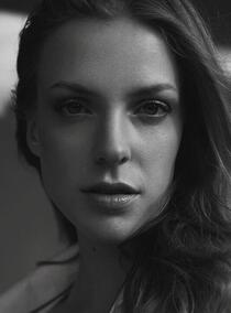 Lou Lou – Models & Fashion-Models Sedcard bei JustInCast
